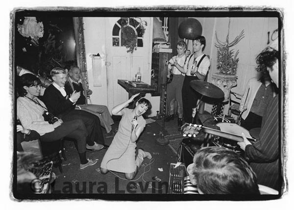 Ann Magnuson Revival Meeting Life Cafe NYC 1982